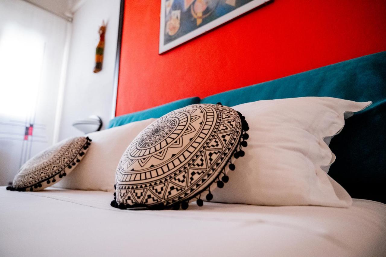 Casa Tonina Bed and Breakfast Carloforte  Exteriör bild