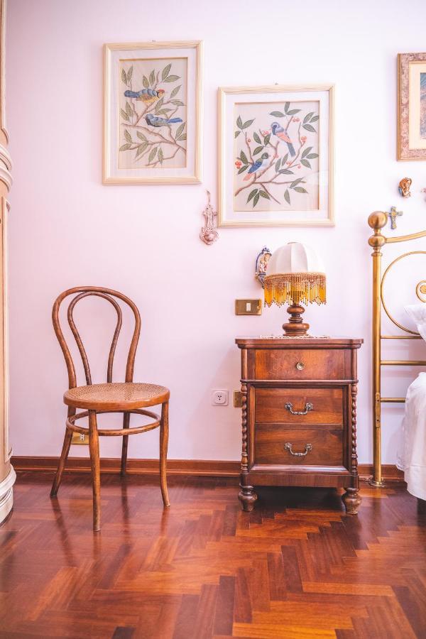 Casa Tonina Bed and Breakfast Carloforte  Exteriör bild