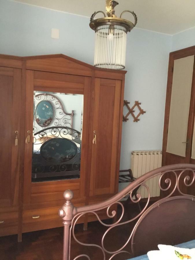 Casa Tonina Bed and Breakfast Carloforte  Exteriör bild